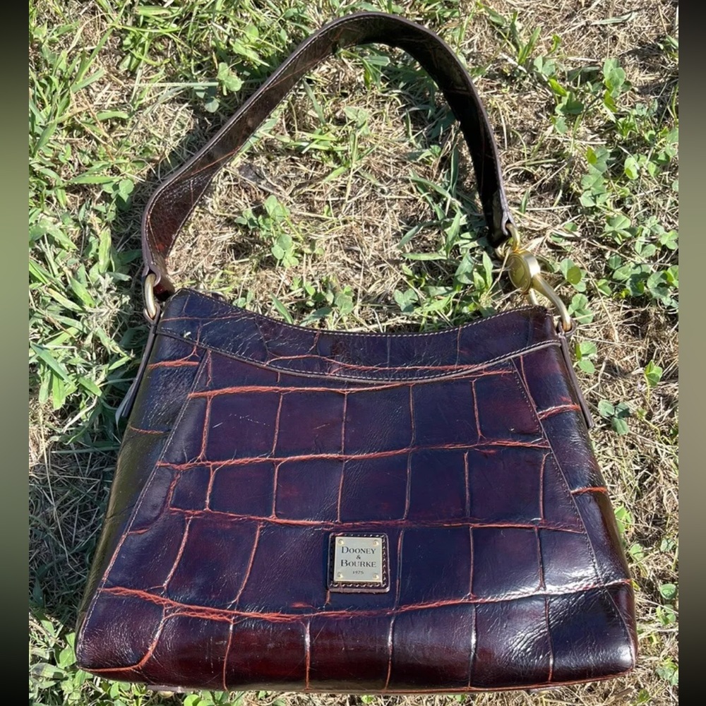 Dooney & Bourke bag